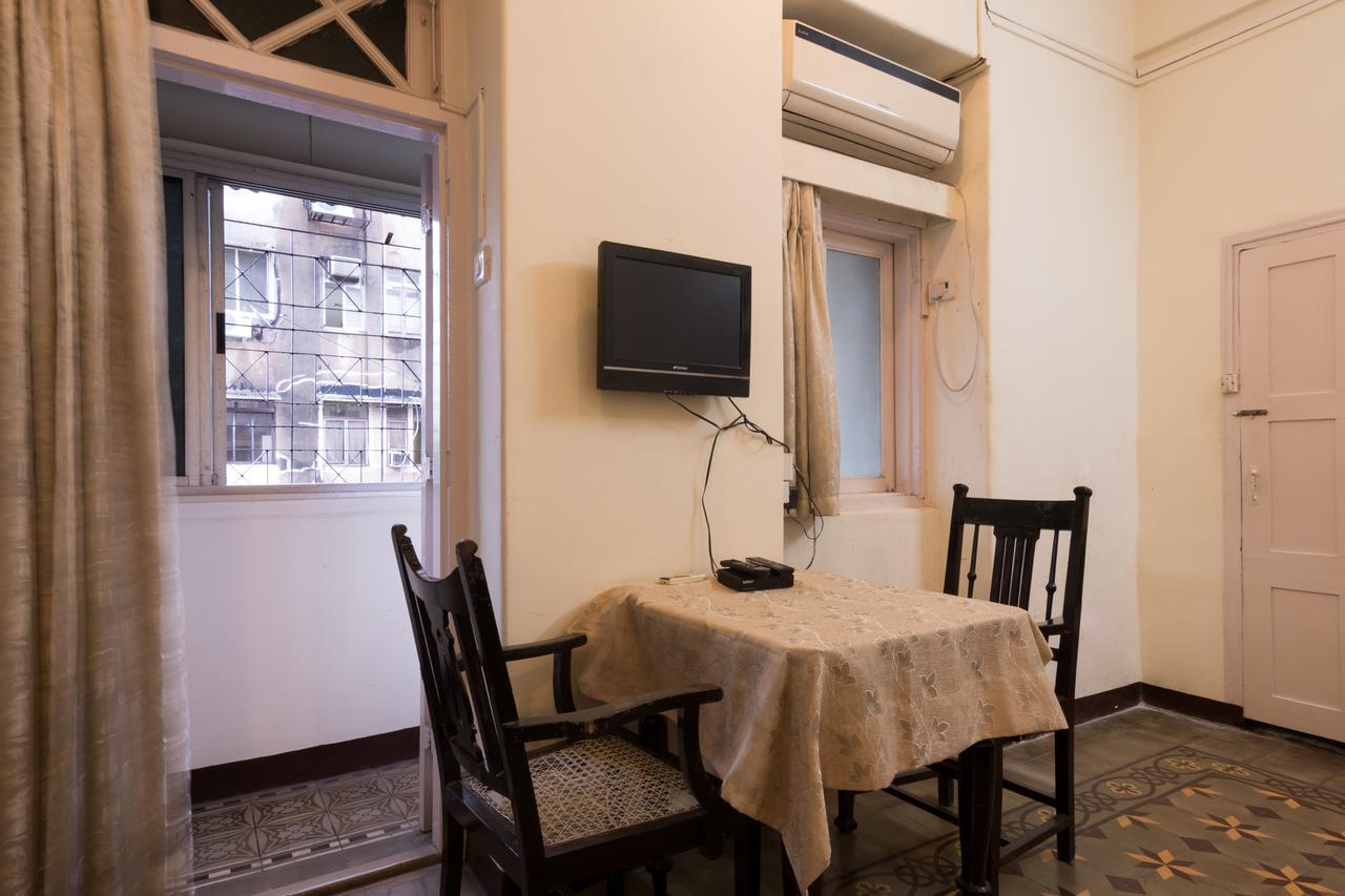 Bed And Breakfast At Colaba Bombay Exterior foto